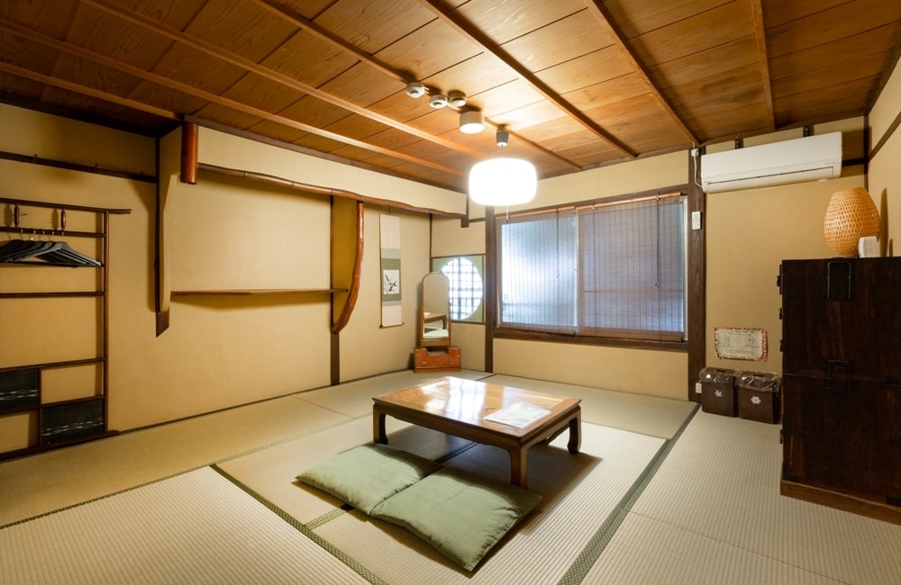 Kyoto Guest House WARAKU-AN